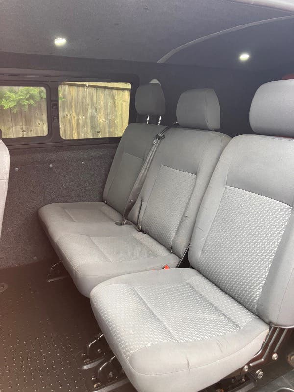 T6 - 6 seater